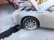 فيديو: المنحوس منحوس - احتراق سيارة مواطن بعد وقت قصير من شرائها